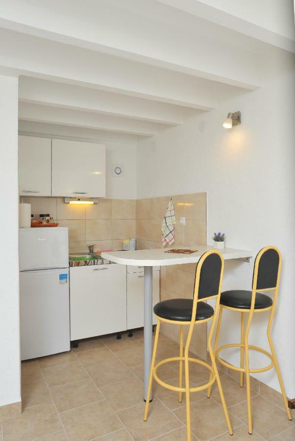 Apartments Sonia & Ana Trogir Exterior photo